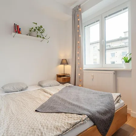 Stylish 1br - Local Market Vibes - Ac - Pool Walk Appartamento *