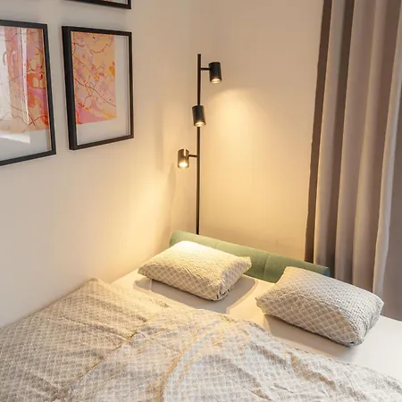 Stylish 1br - Local Market Vibes - Ac - Pool Walk Appartamento *